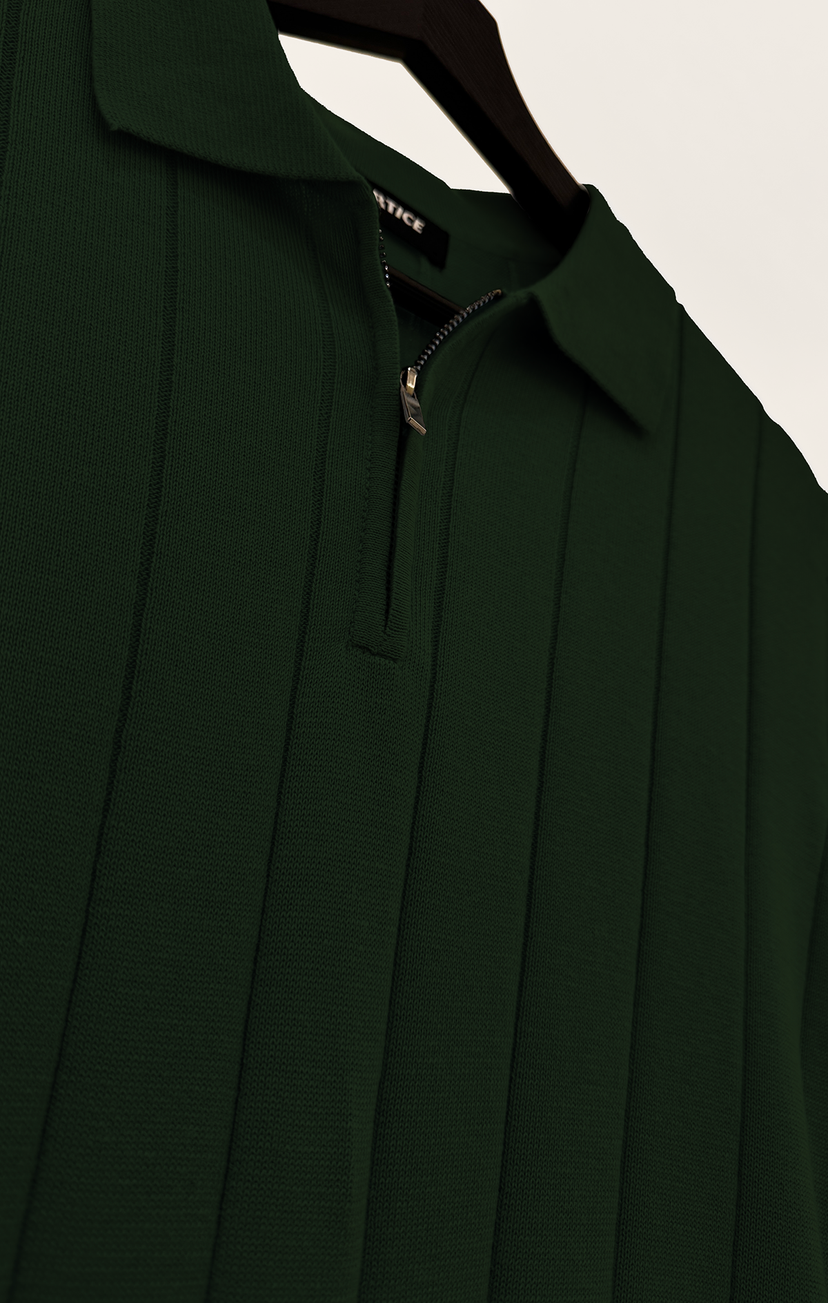 T-SHIRT KNITTED POLO W/ZIP REF.XH-012"GREEN”قميص بولو محبوك بسحاب