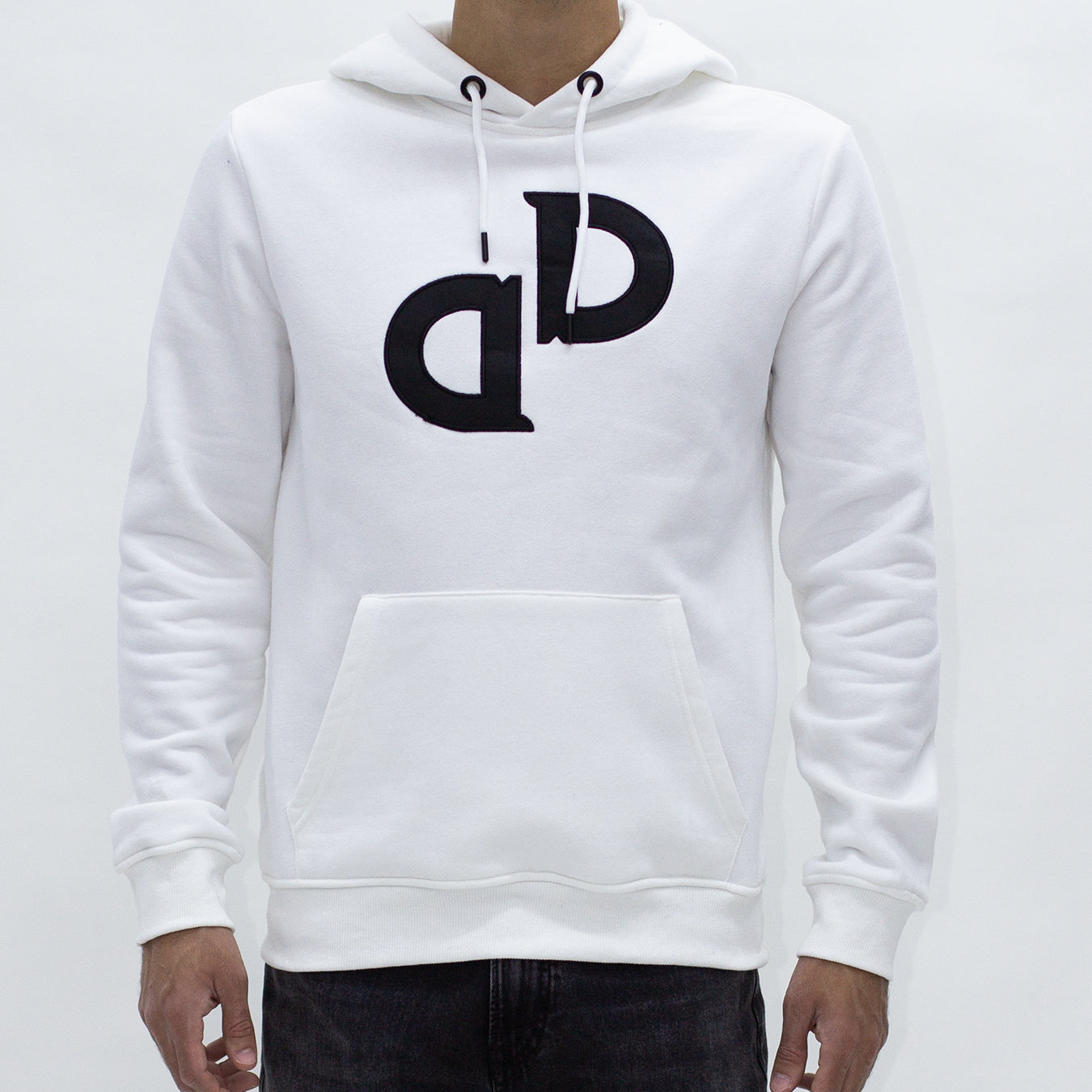 Letter Embroidered Hoodie (White) "Unisex" Ref.ND2201 هودي مطرز بحروف (أبيض) "للجنسين"